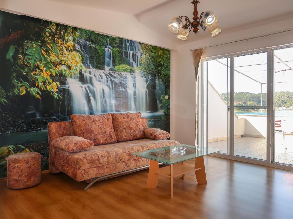 Apartment Katica-2 By Interhome Supetarska Draga Kültér fotó